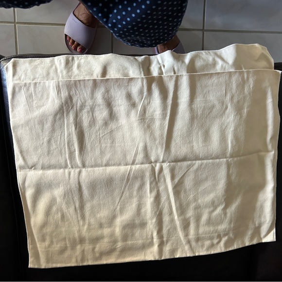 New never used X-Large size Louis Vuitton fold over dust bag - Picture 4 of 10